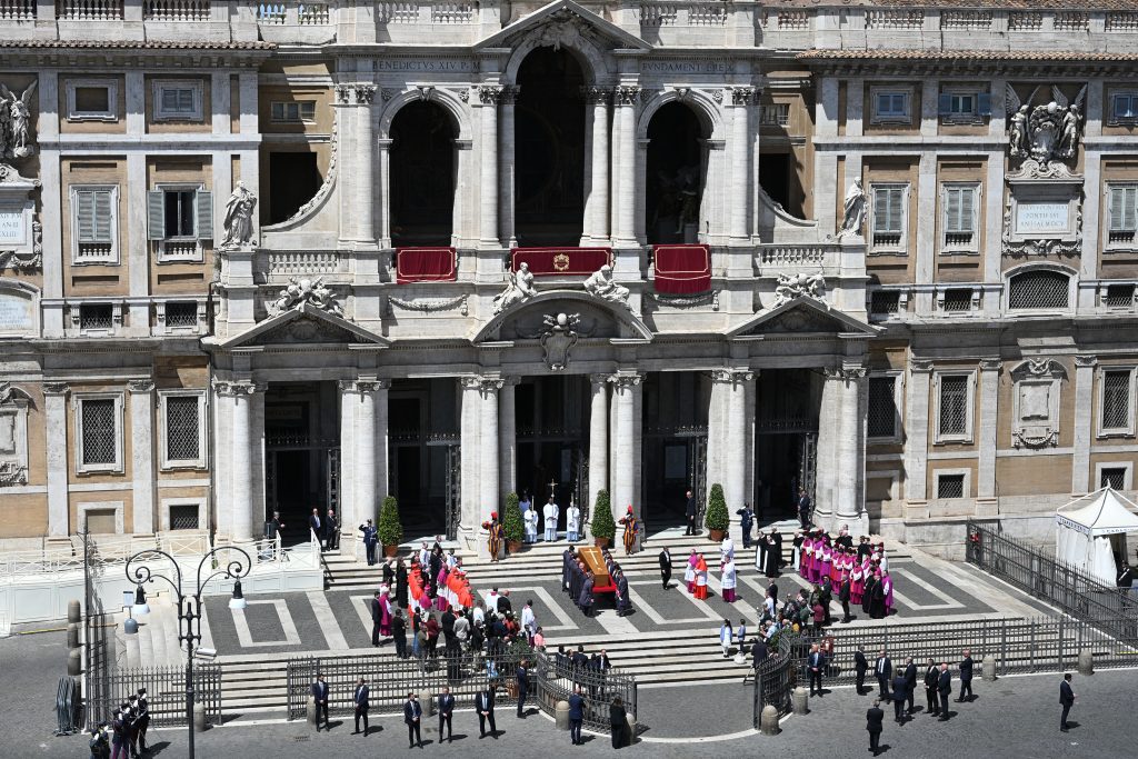 saiba-quando-tumulo-do-papa-francisco-sera-aberto-a-visitas