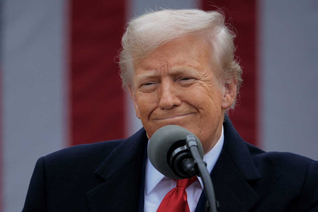 trump-esta-‘100%’-seguro-de-que-alcancara-acordo-sobre-tarifas-com-ue