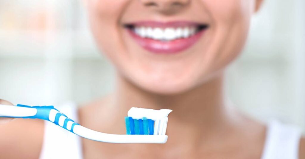os-melhores-e-os-piores-habitos-para-os-seus-dentes,-segundo-especialistas