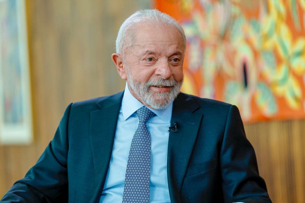 lula-chama-tarifa-de-trump-de-‘chantagem-inaceitavel’-e-diz-que-big-techs-devem-cumprir-regras