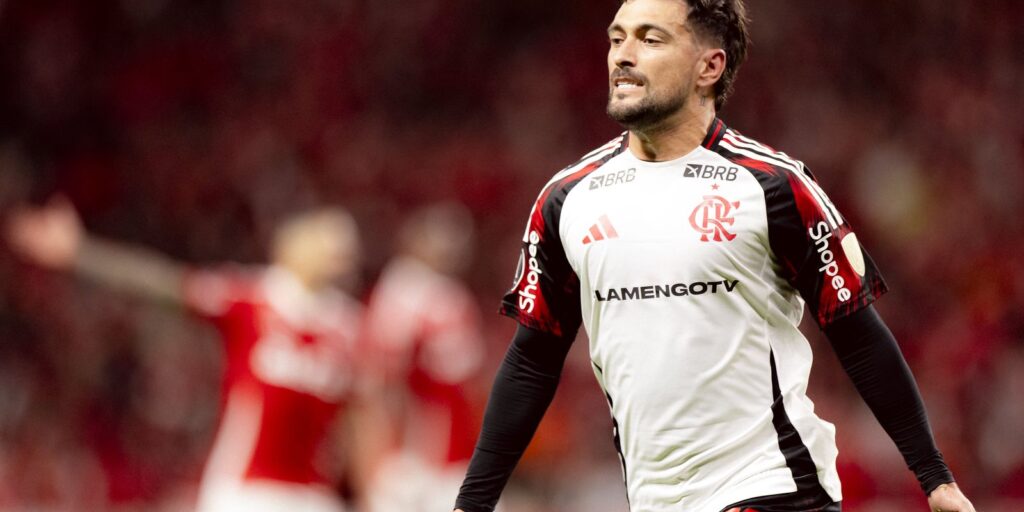 flamengo-volta-a-derrotar-internacional-e-avanca-na-libertadores