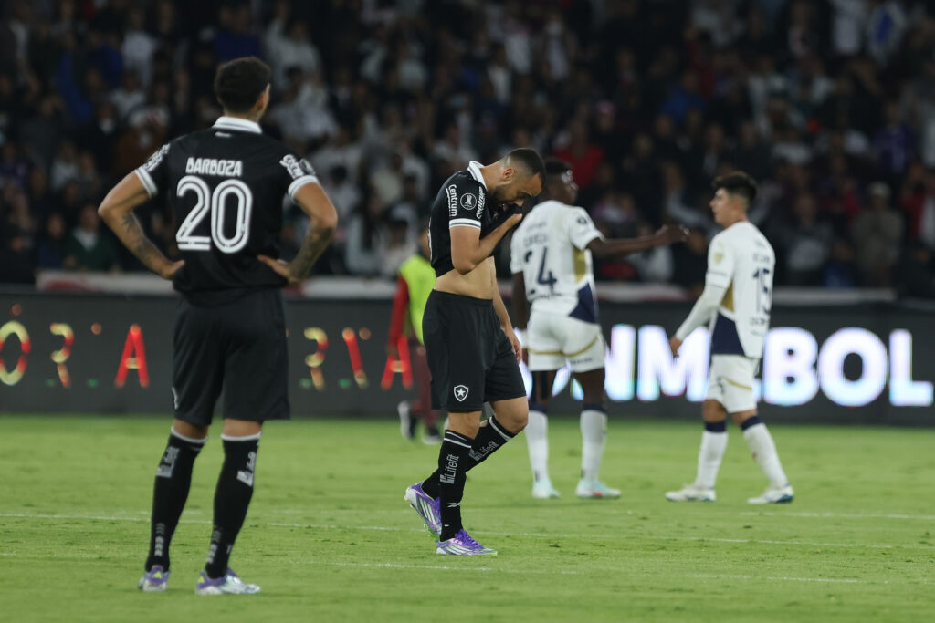 as-piadas-apos-a-eliminacao-do-botafogo-nas-oitavas-da-libertadores