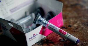 anvisa-alerta-para-lote-falsificado-de-mounjaro-e-iregularidade-em-medicamento-para-ansiedade
