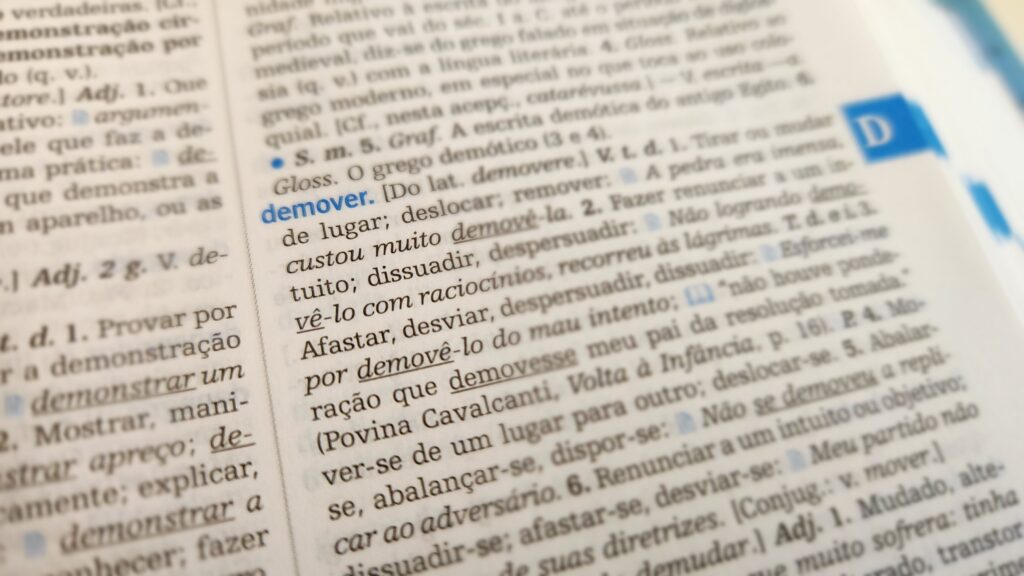 demover:-qual-o-significado-do-verbo-usado-por-advogado-e-como-uso-em-julgamento-liga-ex-presidente-a-golpe