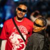 ‘Óculos do Travis Scott’ vira moda no The Town 2025 e domina dia do rap no festival