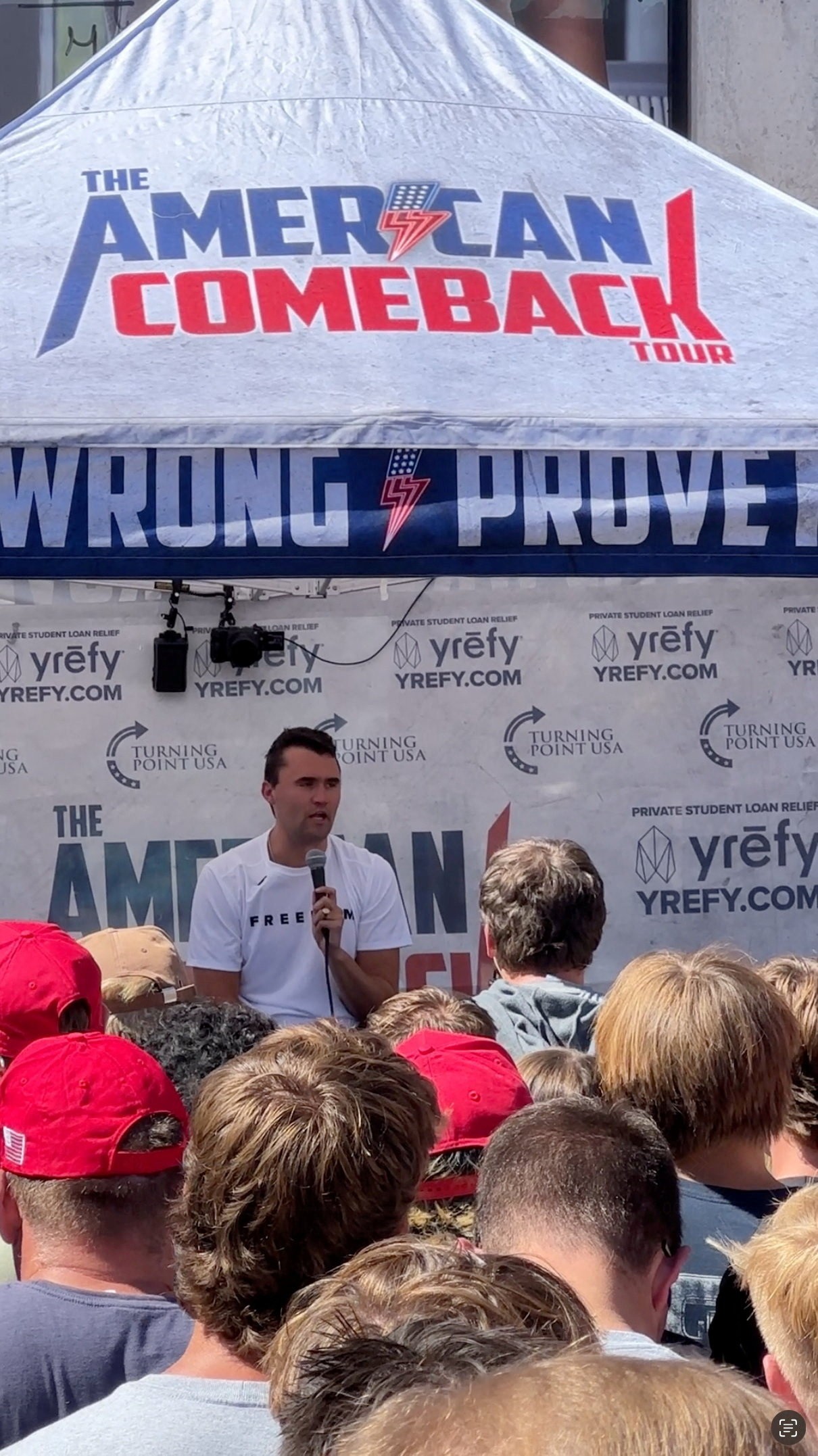 ‘prove-que-estou-errado’:-como-charlie-kirk-agiu-nas-universidades-e-virou-fenomeno-do-conservadorismo-jovem-nos-eua