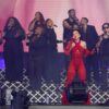 Priscilla vai de Tim Maia a Bruno Mars em show divertido no The Town 2025