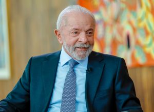 lula-chama-tarifa-de-trump-de-‘chantagem-inaceitavel’-e-diz-que-big-techs-devem-cumprir-regras