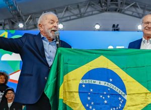lula-chama-trump-“para-conversar”-e-reafirma-que-brasil-tenta-negociar