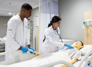 ministerio-da-educacao-aumenta-em-30%-teto-do-fies-para-curso-de-medicina
