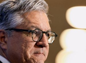 area-da-saude-nao-vai-retaliar-tarifaco-em-produtos-americanos,-diz-ministro