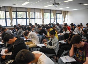 fuvest-abre-inscricoes-para-vestibular-2026-da-usp-nesta-segunda-feira;-veja-calendario