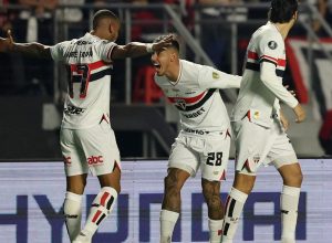 libertadores:-sao-paulo-vence-atletico-nos-penaltis-e-esta-nas-quartas