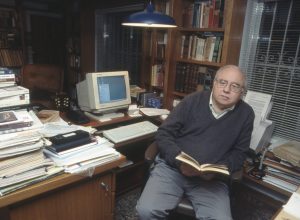 corpo-de-luis-fernando-verissimo-e-velado-em-porto-alegre