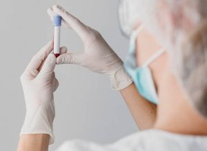 cientistas-criam-‘relogio-metabolico’-para-identificar-envelhecimento-acelerado-e-sinais-precoces-de-doencas