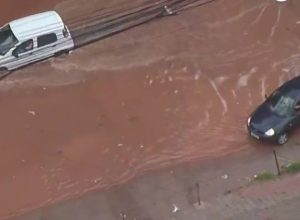 chuva-forte-alaga-cidades-da-grande-sp-e-deixa-30-mil-imoveis-sem-luz