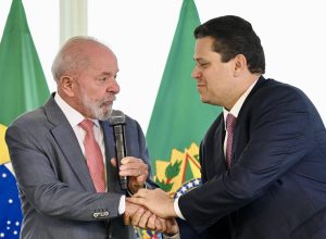 a-exigencia-de-alcolumbre-para-a-lideranca-do-uniao-na-camara