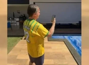 Bolsonaro em Domiciliar